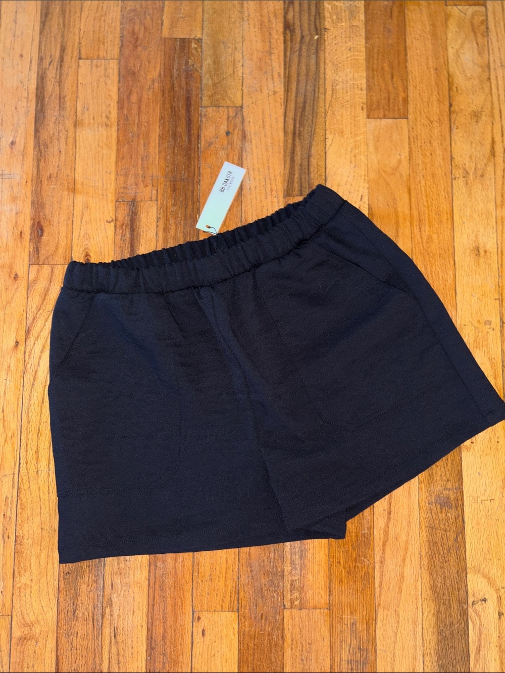 BB Dakota Black High-Waist Elastic Shorts